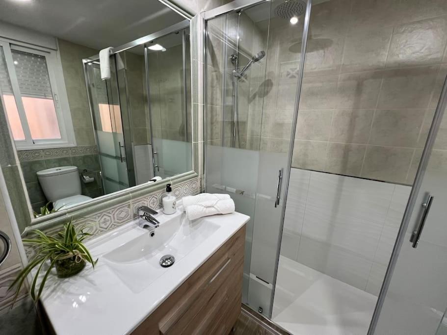 Piso En Linares Zona Centro Con Parking Gratis Apartment Bagian luar foto