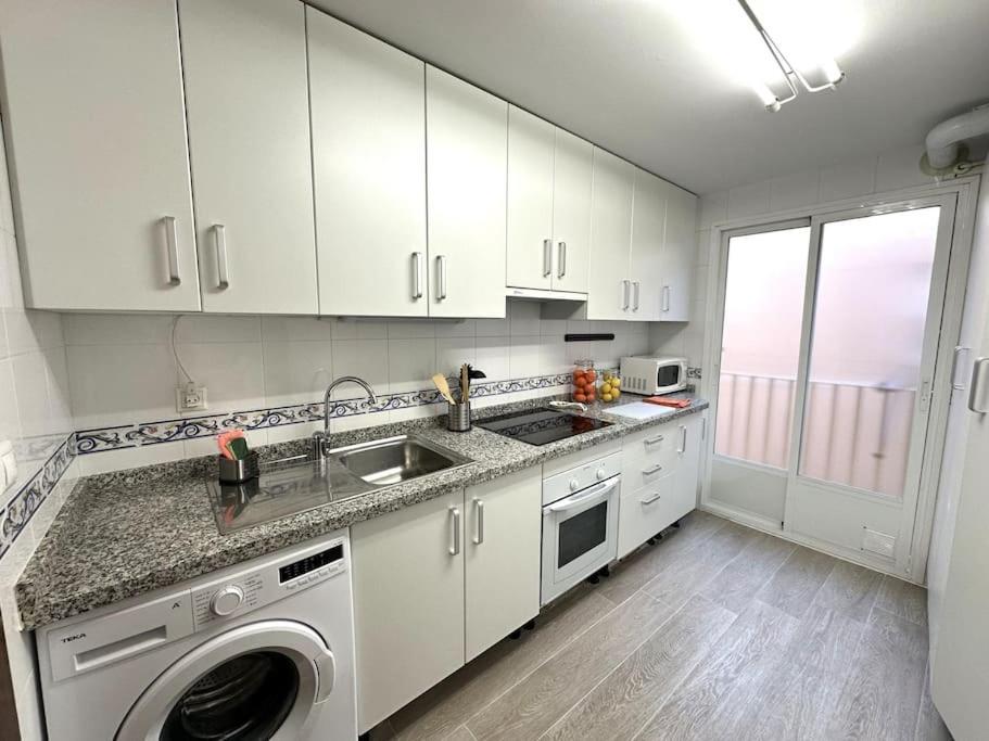 Piso En Linares Zona Centro Con Parking Gratis Apartment Bagian luar foto